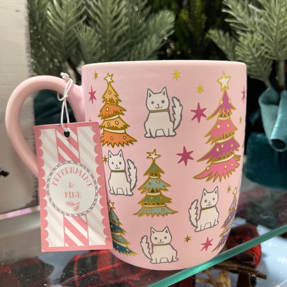 Pink Christmas Colorful Trees with White Cats & Gold Pink Soft Touch Mug NWT - Picture 1 of 4